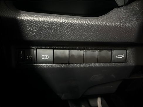 Used 2024 Toyota RAV4 XLE image 22