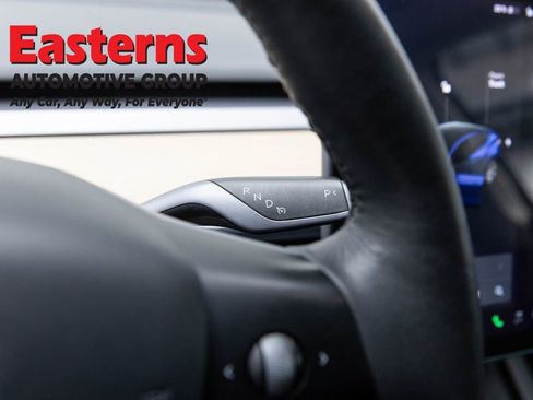 Used 2021 Tesla Model Y Long Range image 13