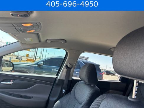 Used 2020 Hyundai Santa Fe SEL FWD image 4
