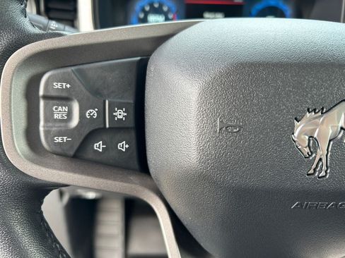 Used 2025 Ford Bronco Badlands AWD/4WD image 17