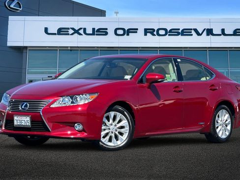 Used 2014 Lexus ES 300h w/ Luxury Package w/Bamboo Trim FWD image 1