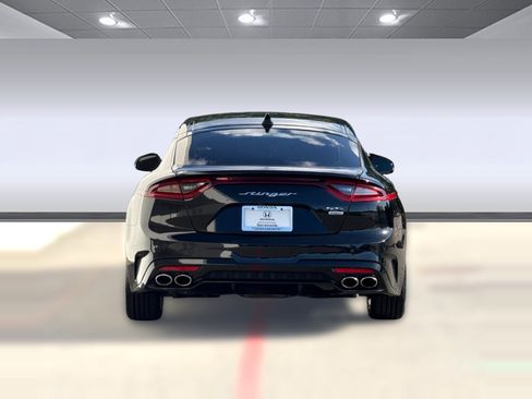 Used 2020 Kia Stinger GT-Line image 9