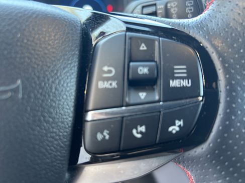 Used 2025 Ford Explorer ST-Line w/ ST-Line Street Pack AWD/4WD image 24