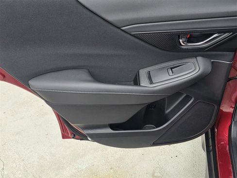 Used 2025 Subaru Outback Premium image 33