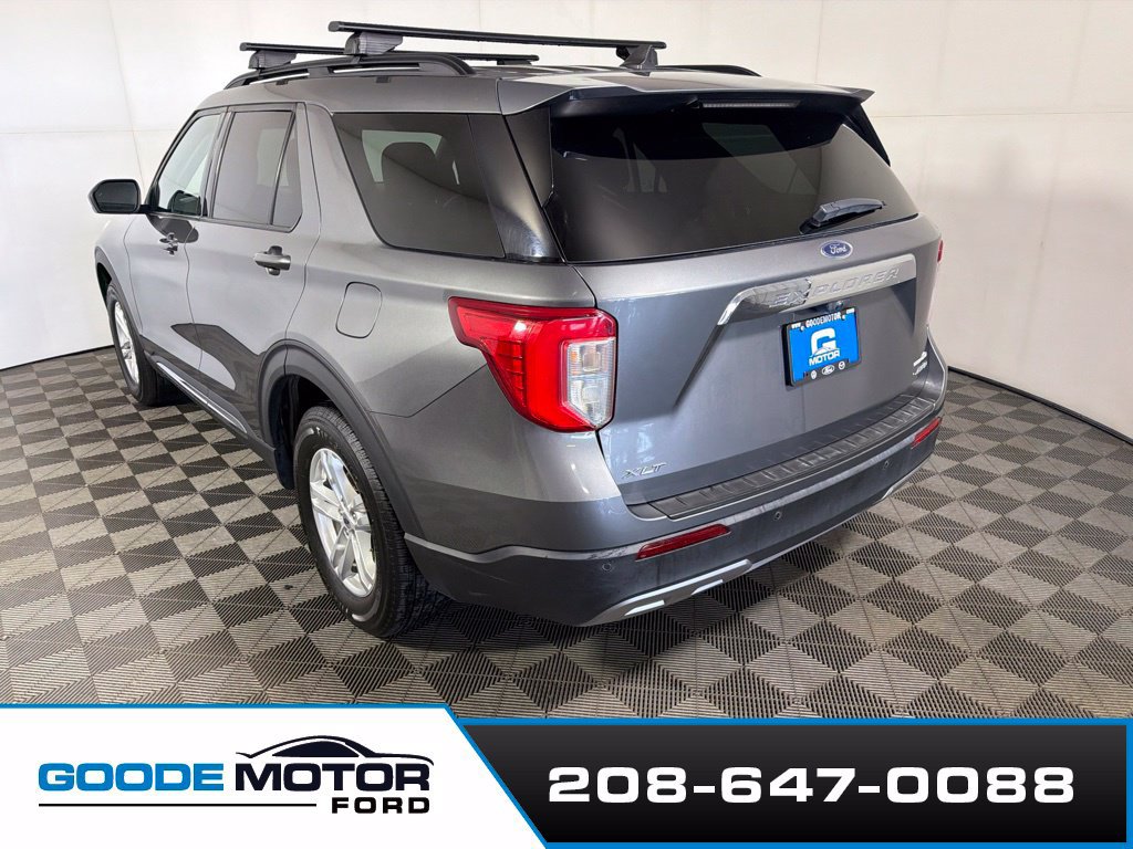 Used 2023 Ford Explorer XLT w/ Equipment Group 202A AWD/4WD image 5