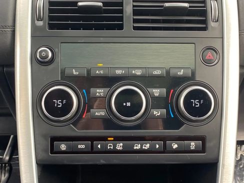 Used 2019 Land Rover Discovery Sport HSE image 17