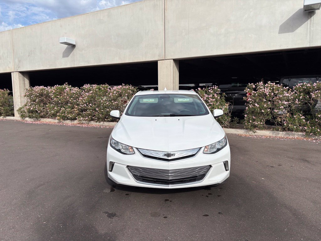 Used 2016 Chevrolet Volt LT FWD image 3