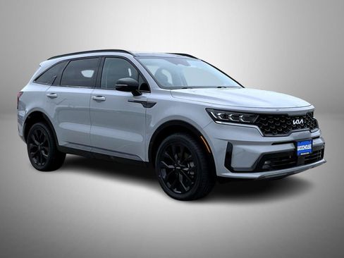 Used 2022 Kia Sorento SX AWD/4WD image 3