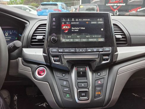 Used 2024 Honda Odyssey EX-L image 11