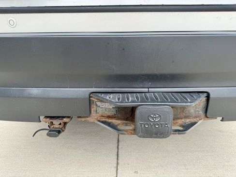 Used 2015 Toyota Highlander Limited image 10