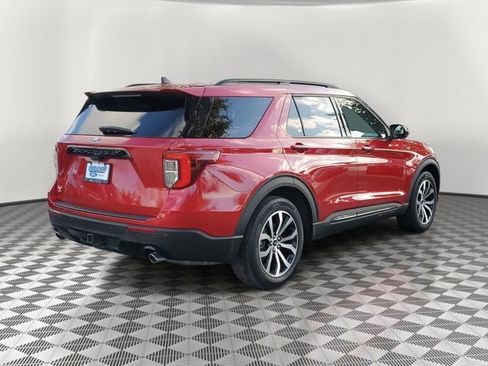 Certified 2023 Ford Explorer ST-Line w/ Class IV Trailer Tow Package image 6
