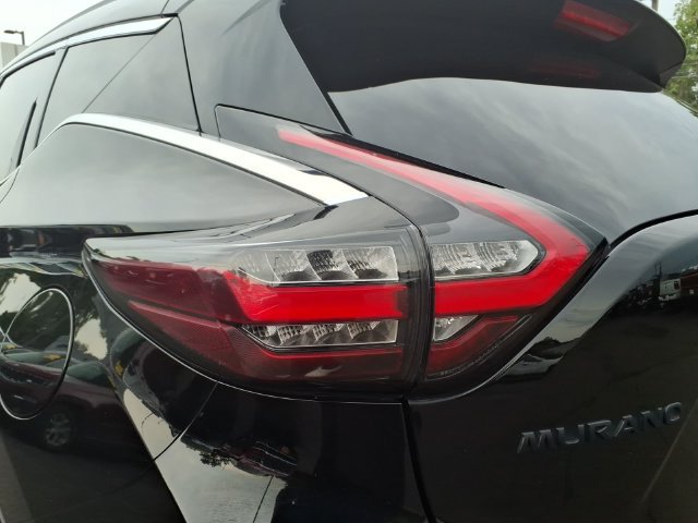 Used 2023 Nissan Murano SV w/ SV Midnight Edition Package AWD/4WD image 15
