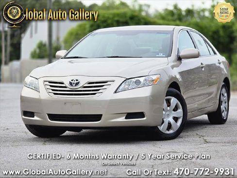 Used 2007 Toyota Camry XLE FWD image 1