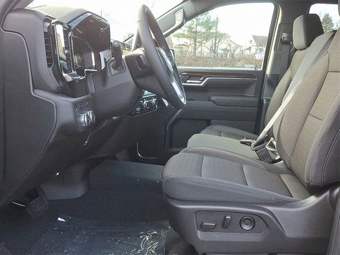 New 2025 GMC Sierra 1500 Elevation image 7