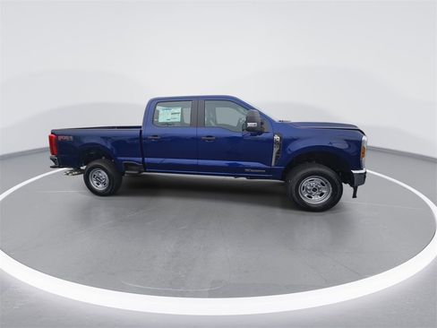 New 2026 Ford F250 XL w/ FX4 Off-Road Package image 9