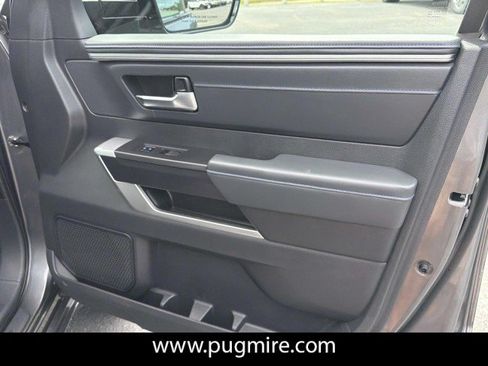 Used 2023 Toyota Tundra Platinum AWD/4WD image 14