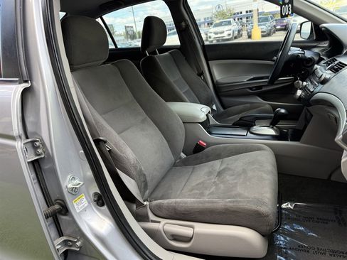 Used 2010 Honda Accord EX image 18