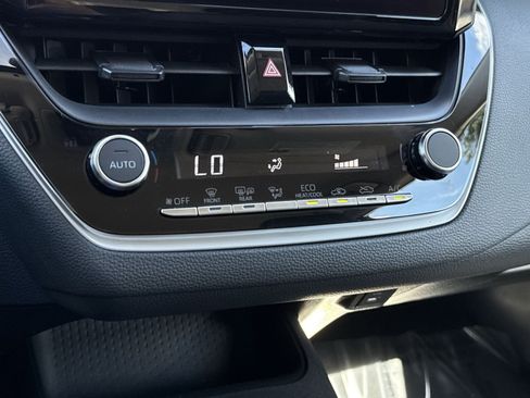 Used 2026 Toyota Corolla LE FWD image 21