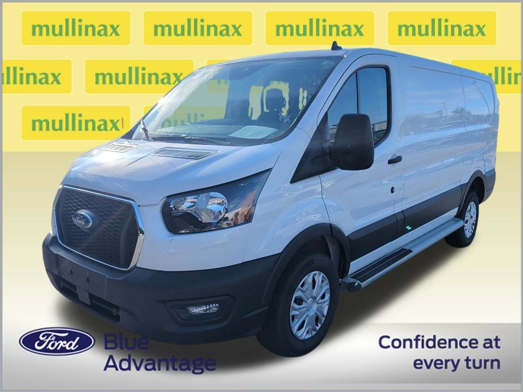 Used 2025 Ford Transit 250 Low Roof w/ Exterior Upgrade Package RWD image 2