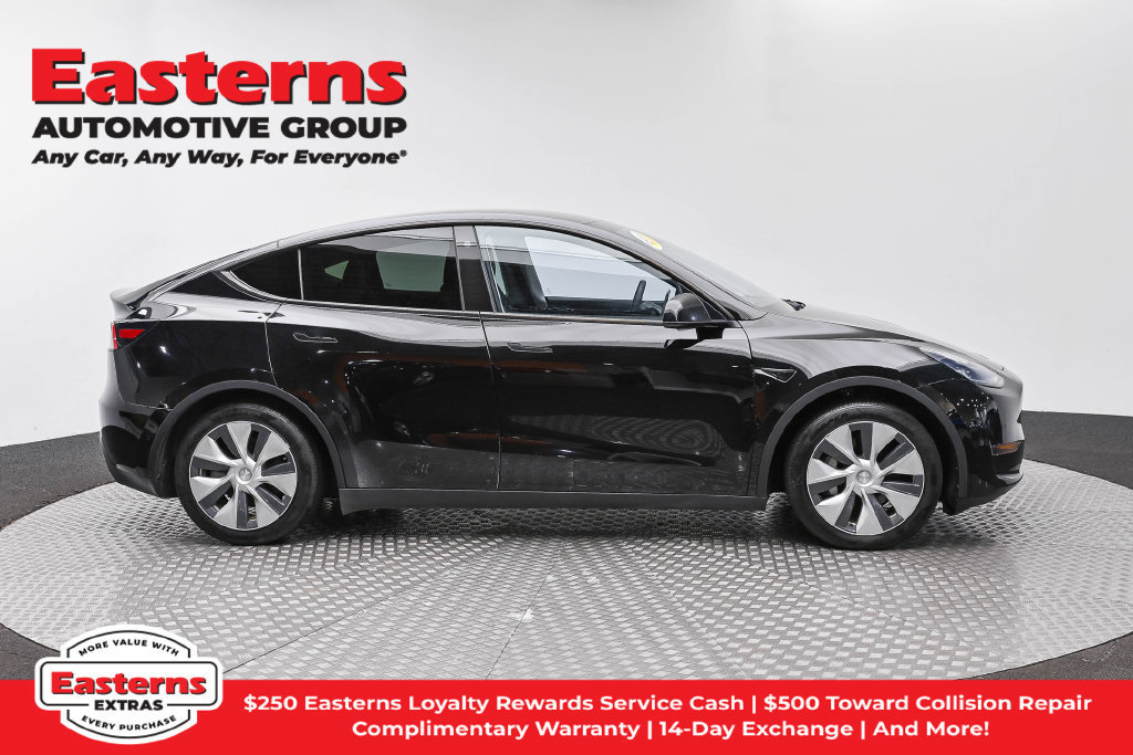 Used 2021 Tesla Model Y Long Range AWD/4WD image 5