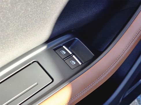 Used 2024 Audi Q8 Premium Plus w/ Premium Plus Package image 11