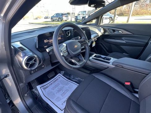 New 2026 Chevrolet Equinox EV LT image 15