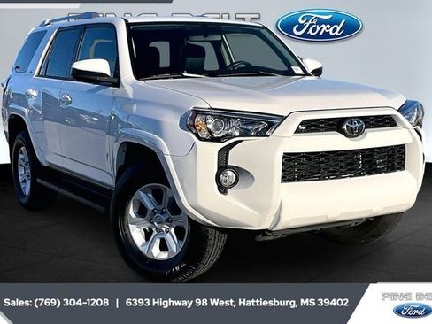 Used 2016 Toyota 4Runner SR5 image 1