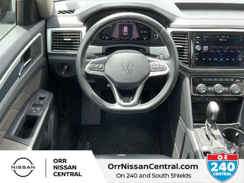 Used 2023 Volkswagen Atlas SEL R-Line AWD/4WD image 14