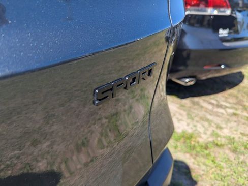 Used 2023 Honda CR-V Sport image 8