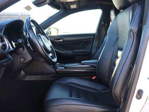 Used 2022 Lexus IS 350 F Sport image 12