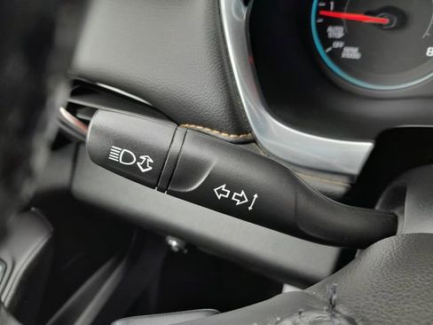 Used 2020 Chevrolet Traverse LT w/ LPO, Floor Liner Package AWD/4WD image 16