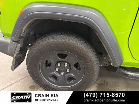 Used 2021 Jeep Wrangler Sport AWD/4WD image 12
