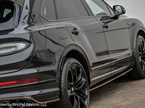 New 2026 Bentley Bentayga Speed image 13