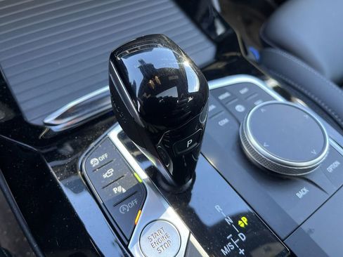 Certified 2023 BMW X4 xDrive30i w/ Premium Package image 19