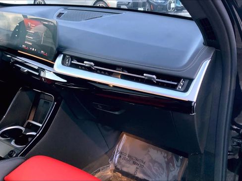 Certified 2025 BMW X1 xDrive28i w/ Convenience Package image 18