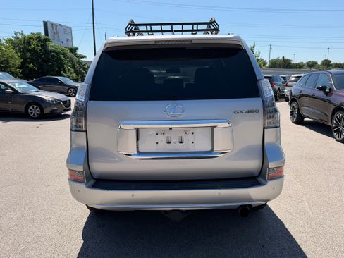 Used 2016 Lexus GX 460 w/ Premium Package AWD/4WD image 5