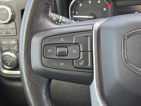 Used 2022 GMC Sierra 3500 SLT w/ Gooseneck/5TH Wheel Package image 33