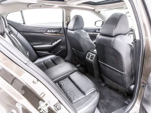 Used 2017 Nissan Maxima Platinum w/ Medallion Package FWD image 33