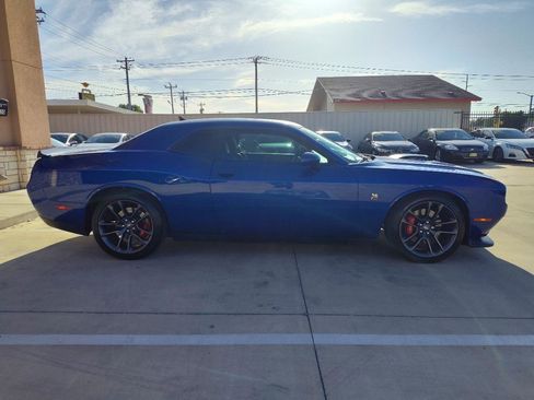Used 2021 Dodge Challenger R/T Scat Pack w/ Shaker Package image 4