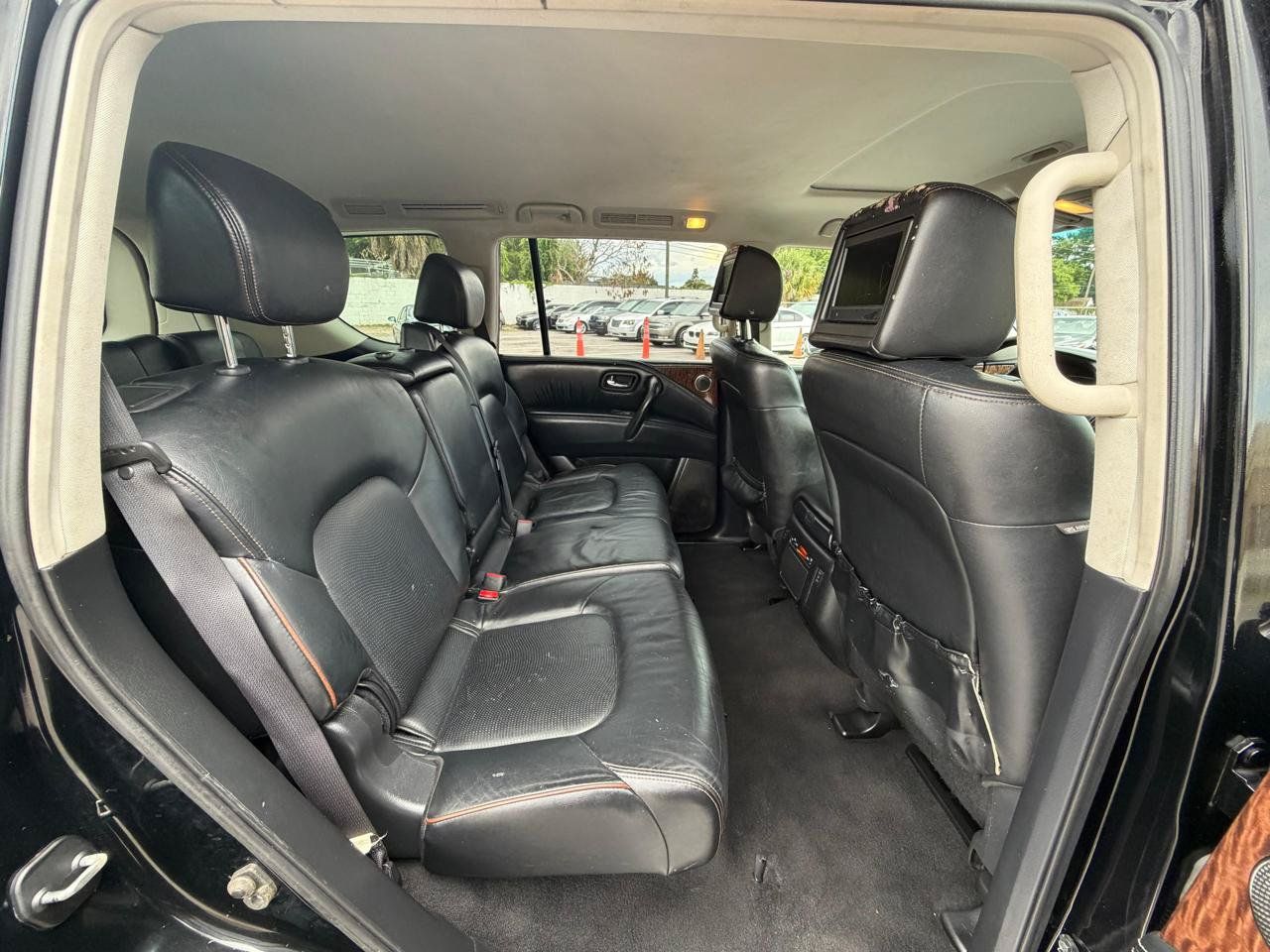 Used 2017 Nissan Armada Platinum w/ Interior Lighting Package AWD/4WD image 11