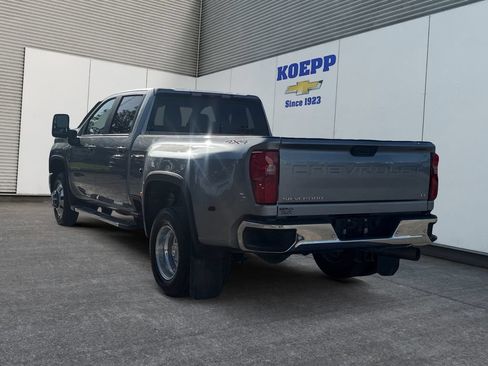Used 2025 Chevrolet Silverado 3500 LT w/ Safety Package AWD/4WD image 3