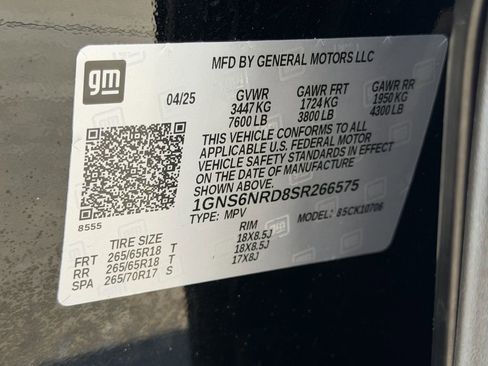 Used 2025 Chevrolet Tahoe LT image 34