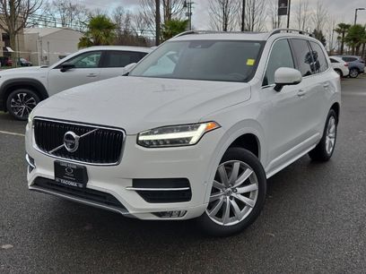 Used 2018 Volvo XC90 T5 Momentum w/ Convenience Package