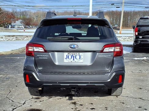 Used 2018 Subaru Outback 2.5i Limited image 34
