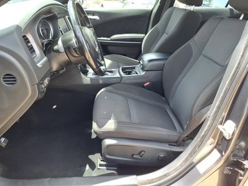 Used 2022 Dodge Charger SXT AWD/4WD image 10