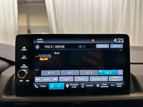 Used 2023 Honda CR-V EX-L image 16