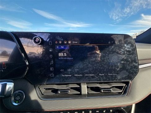 New 2025 Chevrolet Equinox RS w/ Safety and Technology Package image 13