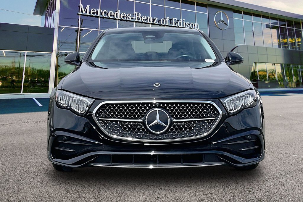 Certified 2024 Mercedes-Benz E 350 4MATIC Sedan image 2