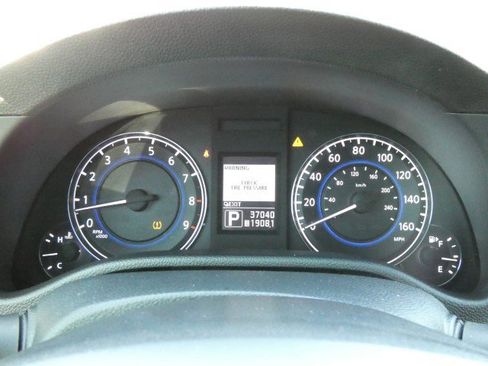 Used 2012 INFINITI G37 Convertible w/ Premium Pkg RWD image 14