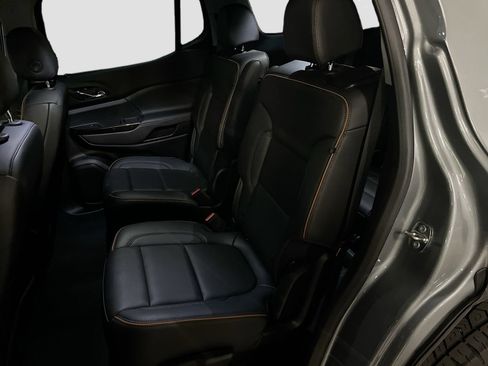 Used 2023 GMC Acadia AT4 w/ Preferred Package AWD/4WD image 26